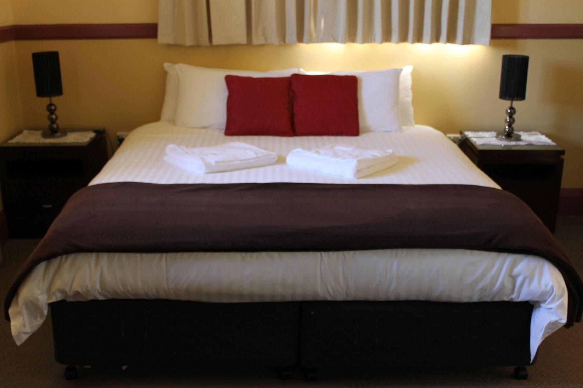 Bermagui Beach Hotel Esterno foto